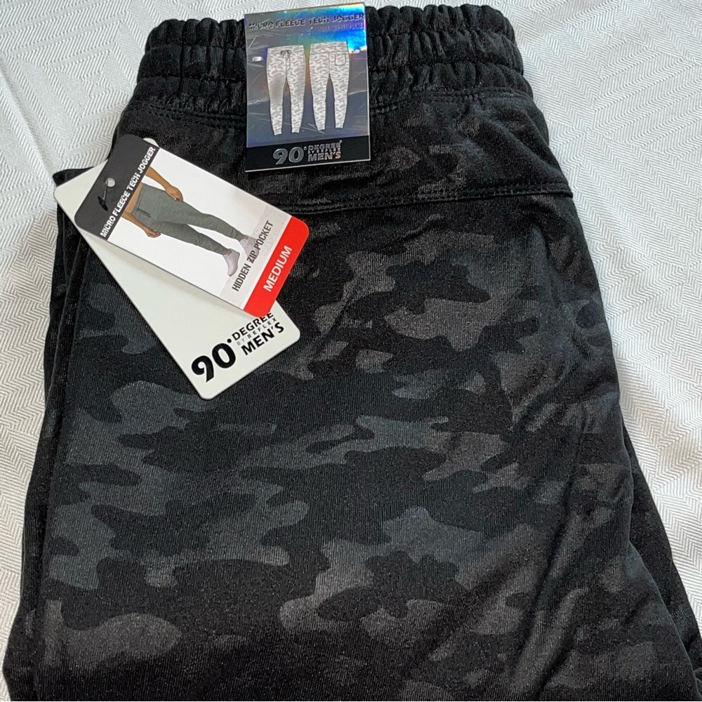 90 Degree by Reflex Black Camo Print Micro Fleece Tech Joggers Size Medium